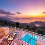 Villa Kamini By Vintage Travel Asos