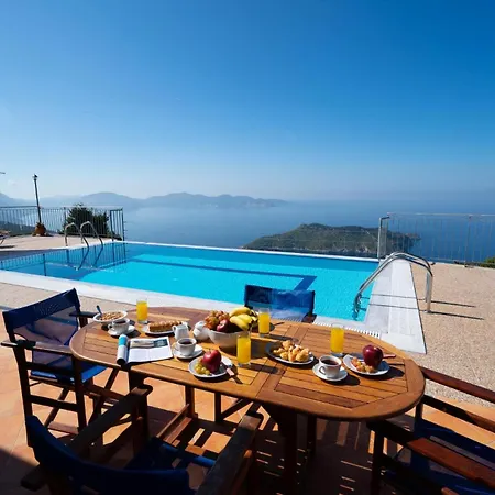 Kamini By Vintage Travel Villa Defaranata