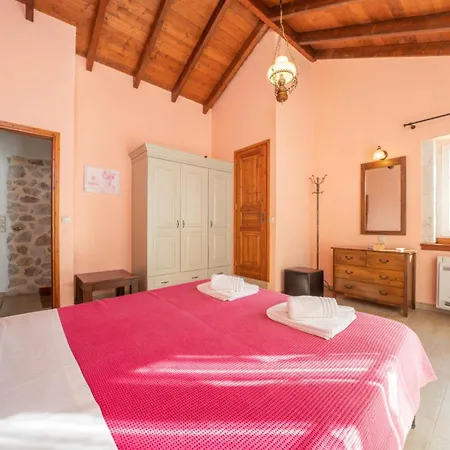 Kamini By Vintage Travel Villa